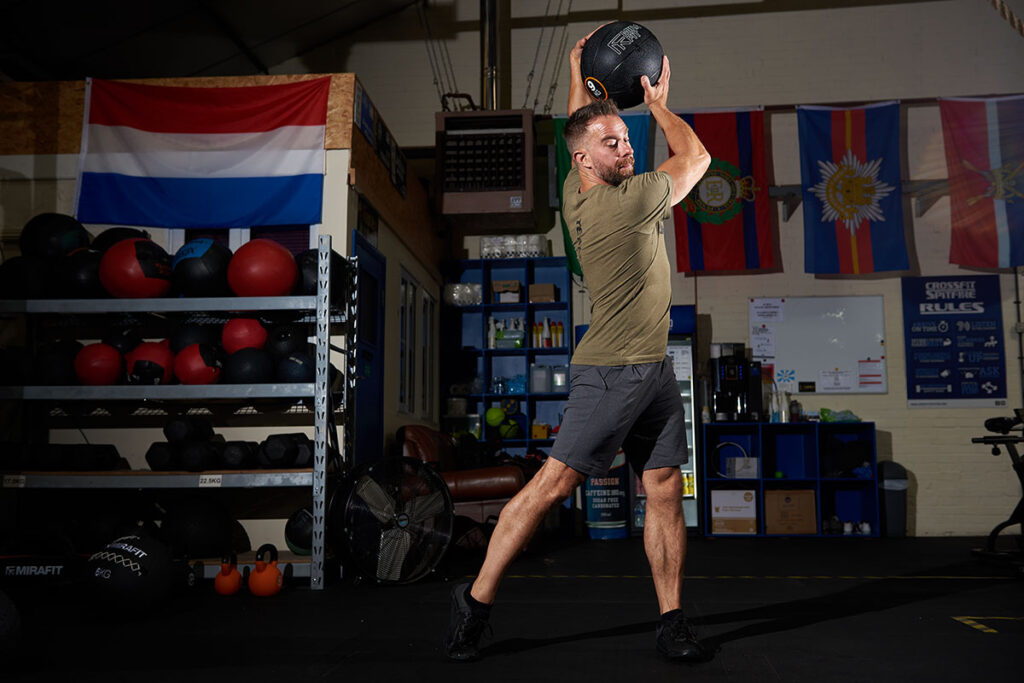 Medicine Ball Benefits Mirafit