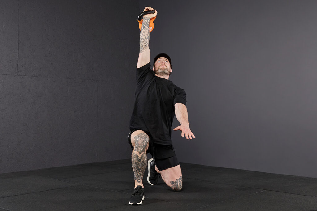 How to Perform a Turkish Get Up Mirafit