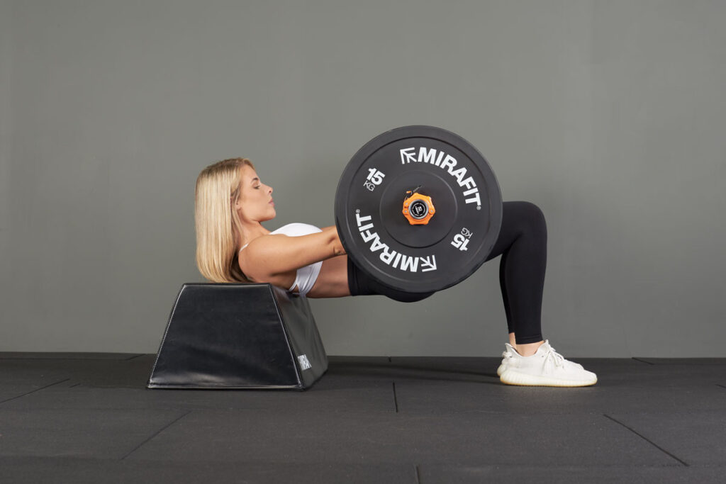 Hip Thrusts vs Kas Glute Bridges Mirafit